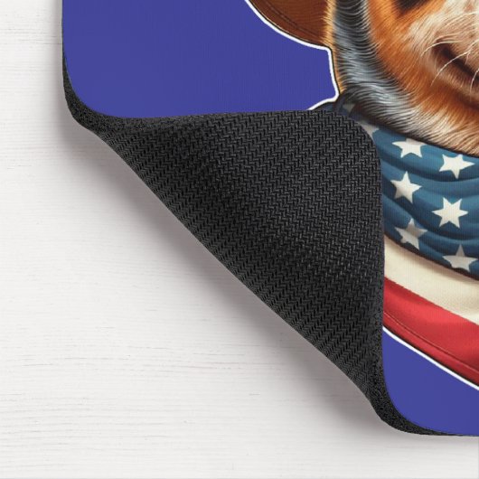 帽子とアメリカ国旗のバンダナを着ている犬 マウスパッド (コーナー)