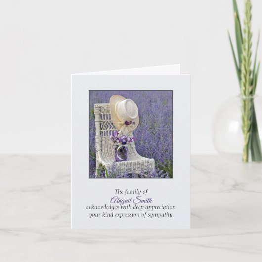 帽子と花の付いた椅子悔やみや弔慰ありがとう カード (正面)
