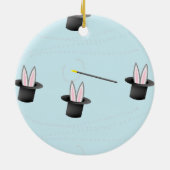 帽子に入ったバニーと青い魔法 セラミックオーナメント (裏面)