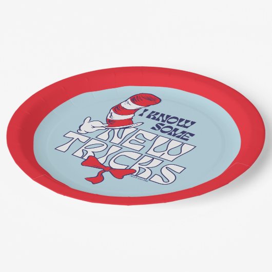 帽子の中の猫 | 新しいコツを知っている ペーパープレート (アングル)