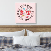 帽子の中の猫 | 私を見て！私を見て！ キャンバスプリント (インサイチュ (寝室))