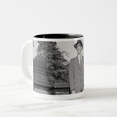 帽子の人 ツートーンマグカップ (正面左)