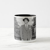 帽子の人 ツートーンマグカップ (中央)