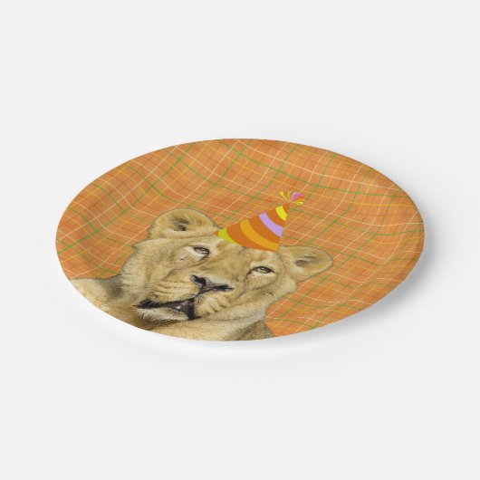 帽子の誕生日の動物のライオンのようなパーティー ペーパープレート (アングル)