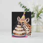 帽子をかぶったカンカンギツネがケーキをかじっている ポストカード (スタンド正面)