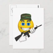 帽子をかぶった機関銃に満足する ポストカード (正面/裏面)