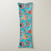 帽子をかぶった猫 ボディピロー (正面縦)