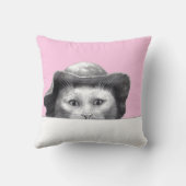 帽子をかぶった猫（梅） クッション (裏面)