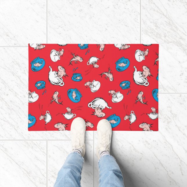 帽子をかぶった猫 | 魚の赤い模様 ドアマット (室内)