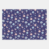 帽子をかぶった猫 | 魚パターン ラッピングペーパーシート (正面)