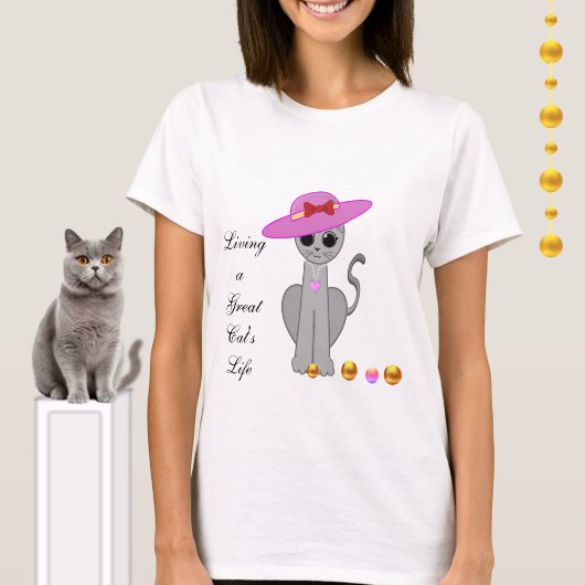 帽子を被ったかわいい猫 Tシャツ