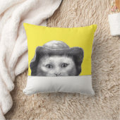 帽子付き猫(レトロ黄) クッション (ブランケット)