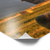 干し草の俵と劇的なフレームの古い納屋 フォトプリント            (角)