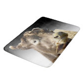 干し草の日：茶色の牛のムチポップ・アートのムアウト バスマット (アングル)