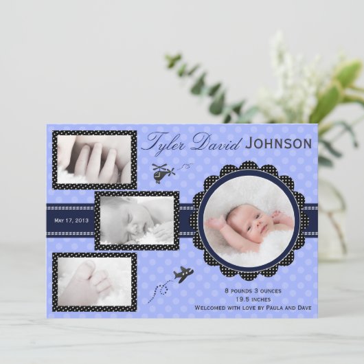 平らな男の赤ちゃんの写真の誕生の発表 案内状 (スタンド正面)