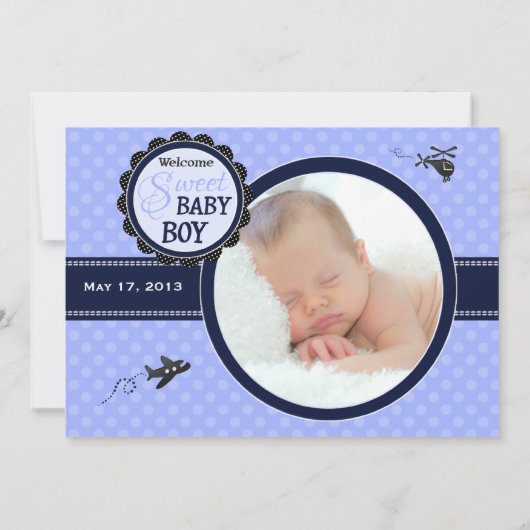 平らな男の赤ちゃんの写真の誕生の発表 案内状 (裏面)