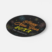 平カラフル正月大晦日パーティー – 黒 ペーパープレート (アングル)