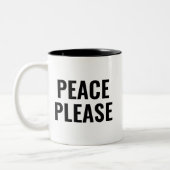 平和お願い白黒文字アンチ戦争抗議 ツートーンマグカップ (左)