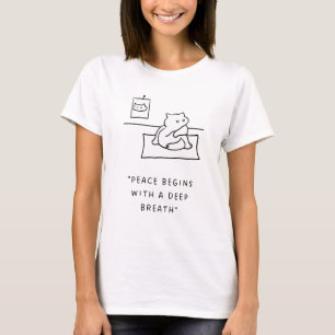 平和が深い ヨガキャットイラストレーター Tシャツ