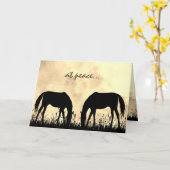 平和で – シルエット馬が日没で放牧 カード (黄色い花)