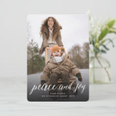 平和と喜びのシンプルのスクリプモダント写真 シーズンカード (スタンド正面)