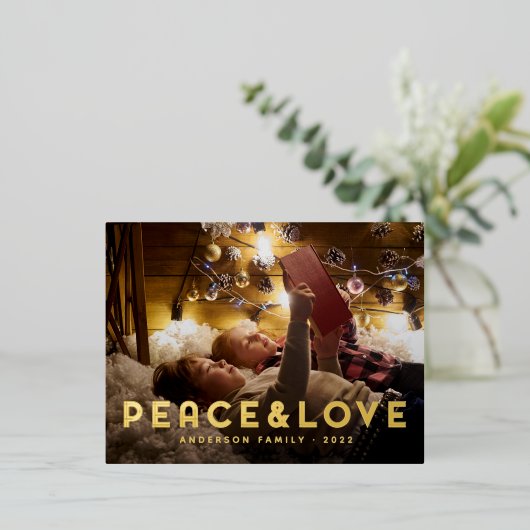 平和と愛モダンのシンプルタイポグラフィ 箔シーズンポストカード (立ち正面)