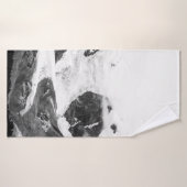 平和な山並み バスタオル (バスタオル)