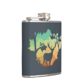 平和な森の中で鹿のシルエットを見る フラスク (右)