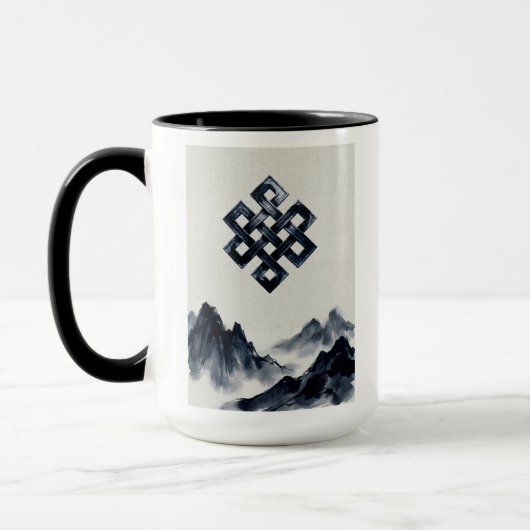 平和な禅仏教の無限の結び目と霧の山々 マグカップ (左)
