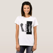 平和のために跪き、正義のために立つ Tシャツ (正面フル)