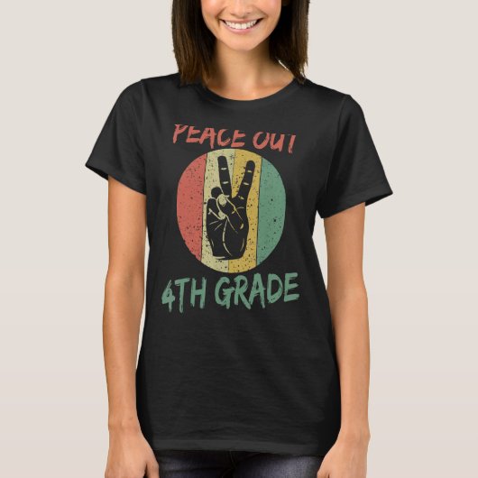 平和アウト4学年の終わり先生St Tシャツ (正面)