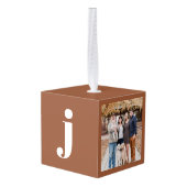 平和オン・アースパーソナライズされたスモダン・クリスマス キューブオーナメント (裏面アングル)