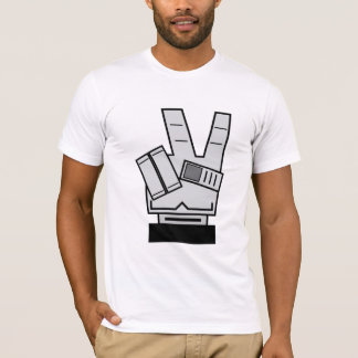 平和サインTシャツを見せるロボットハンド Tシャツ