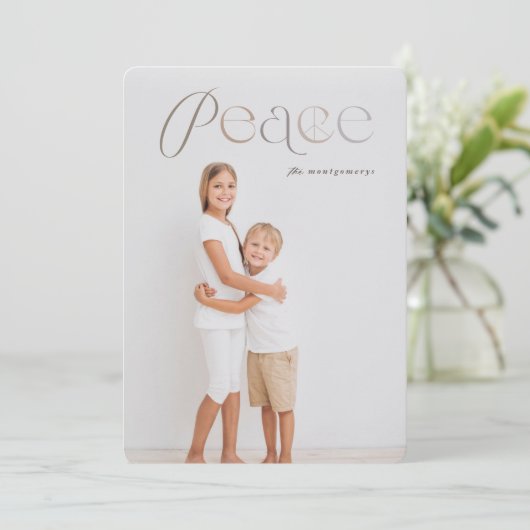 平和シンプルタイポグラフィミニマリストホリデーフォト シーズンカード (スタンド正面)