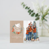 平和モダンオン・アース家族の写真クリスマス シーズンポストカード (スタンド正面)