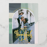 平和ラブライト | Happy Hanukkahの写真 箔シーズンカード<br><div class="desc">ハヌカ祝ーの精神と友人や家族とのゴージャスな写真カード。アーチフレモダンームデザインレイアウトとトレンディースクリプトレタリングを搭載。フロントのメイン写真の1枚と奥の部屋はの挨拶カスタム用に。デザインの右側カスタムにある[このデザインテンプレートを編集する]ボックスまたは青い[文字を編集すクリックる]ボタンを使用してカスタマイズは、デザインの配置、フォントと色の変更、および追加の情報や画像の追加を行って、このにの語句を追加する。クリックカスタマイズ「続く」を選択して完全な編集オプションを開く。調整もし品(サンキューカード等)が必要な場合は連絡ご注文をカスタムお願い。****要カスタム求の場合は救済、この商品をカートに入れないで。代わりに、電子メールでリクエストをlauralise@iyhtvdesigns.comに送る商品へのリンクが利用可能になった時点で電子メールで送信される。そのリンクを使用して注文を行うことができる。48時間まで許可して。</div>