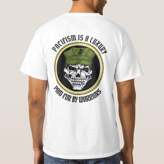 平和主義は武士の恩を報いる贅沢である Tシャツ (裏面)