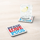 平和愛およびパグ コースター (右側)