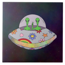 平和来UFO タイル