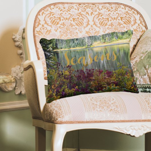 平和的な湖秋シーズンカラーランドスケープ アクセントクッション