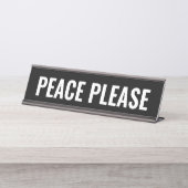 平和願い白黒おもしろいモダンカスタム文字 デスクネームプレート (正面)