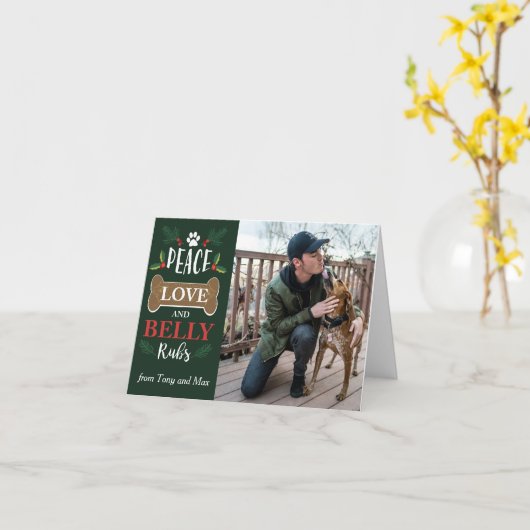 平和 愛 お腹のマッサージ 犬 幸せなホリデー クリスマス カード (黄色い花)