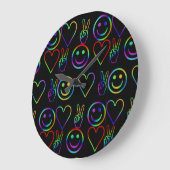 平和、愛、幸福 ラージ壁時計 (傾斜)