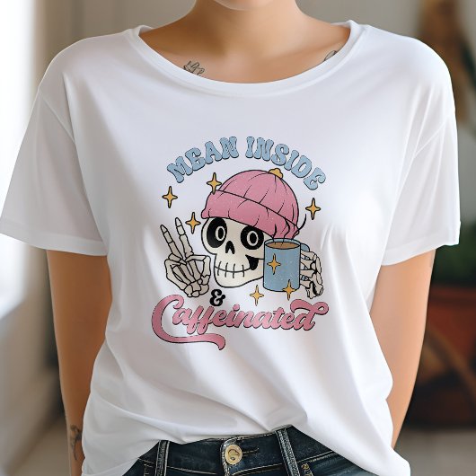 平均おもしろい内側とカフェイン入りコーヒー愛好家 Tシャツ