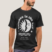 平穏な暮らし Tシャツ (正面)