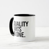 平等は誰にも害を与えない マグカップ (正面左)