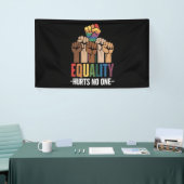 平等は誰もLGBTQプライド人権を傷つける 横断幕 (トレードショー)