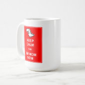 平静およびOm Nom Nomの恐竜のマグを保って下さい コーヒーマグカップ (正面左)