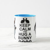 平静を保ち、バニーのマグを抱き締めて下さい マグカップ (中央)