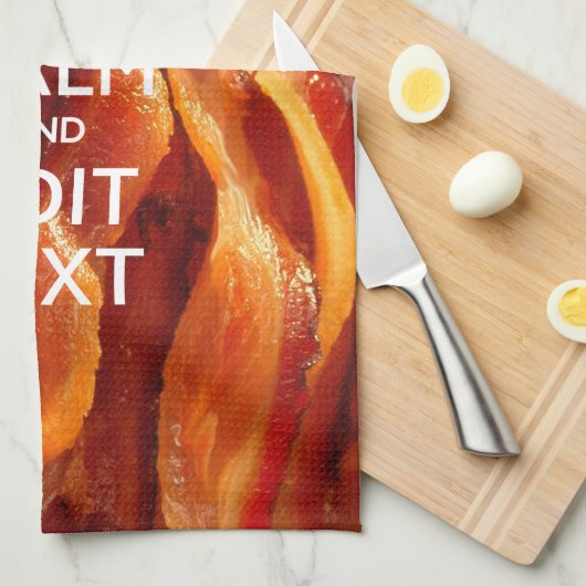 平静を保ち、焼けるように暑いベーコンのあなたの文字を持って下さい キッチンタオル (四つ折り)